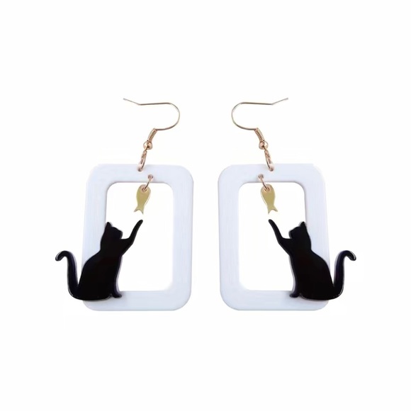 Black Cat Fish Design Dangle Earrings Cute Y2K‎ Style Acrylic Jewelry - Picture 5 of 6